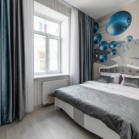 Rynok Square Center Two Bedroom Apartment! Apartamento