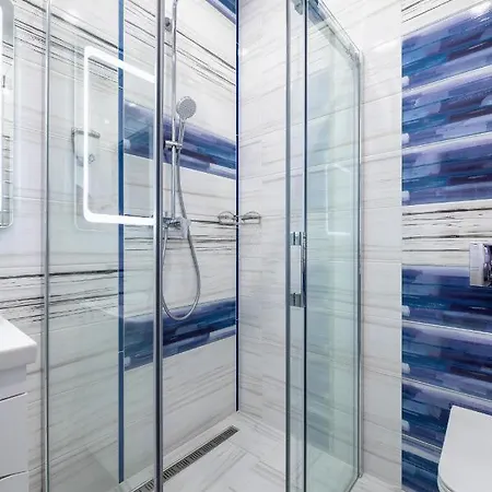 Апартаменти Rynok Square Center Two Bedroom Apartment!