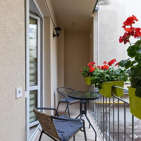 Апартаменти Rynok Square Center Two Bedroom Apartment! Львів