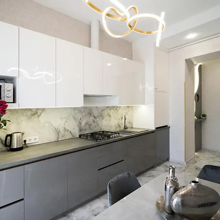 Rynok Square Center Two Bedroom Apartment!