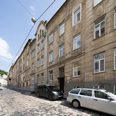 Apartment Rynok Square Center Two Bedroom Apartment! Lemberg