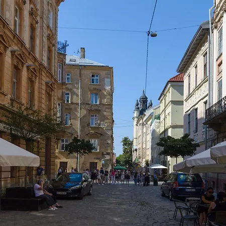 Rynok Square Center Two Bedroom Apartment! * Lemberg