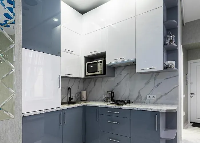 Rynok Square Center Two Bedroom Apartment! לבוב