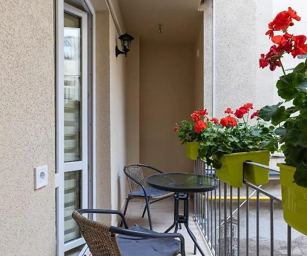 Apartament Rynok Square Center Two Bedroom Apartment! Lwów