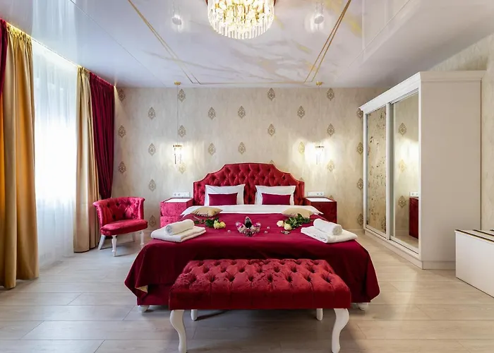 شقة Rynok Square Center Two Bedroom Apartment! إلفيف