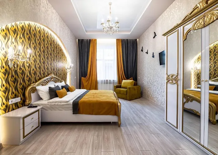 Rynok Square Center Two Bedroom Apartment! לבוב