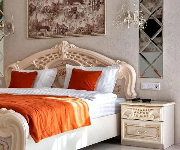 Apartament Rynok Square Center Two Bedroom Apartment! *