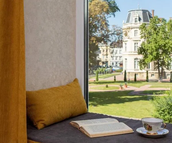 Rynok Square Center Two Bedroom Apartment! Διαμέρισμα