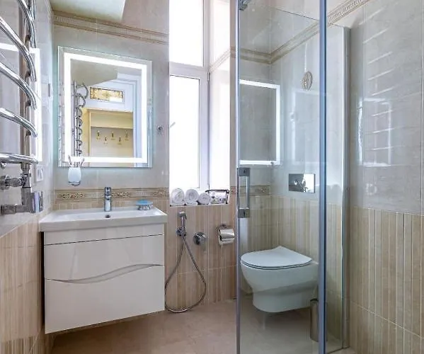 Rynok Square Center Two Bedroom Apartment! *