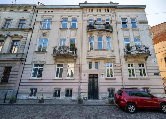 Rynok Square Center Two Bedroom Apartment! Apartament *