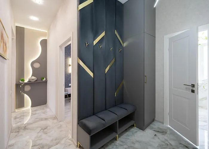 Rynok Square Center Two Bedroom Apartment! Apartament *