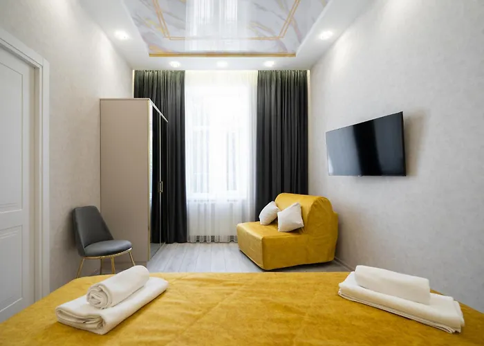 Rynok Square Center Two Bedroom Apartment! Διαμέρισμα