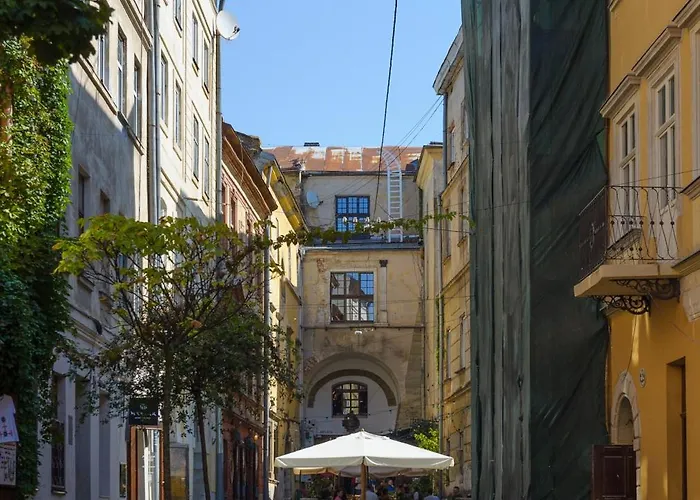 Rynok Square Center Two Bedroom Apartment! Apartament