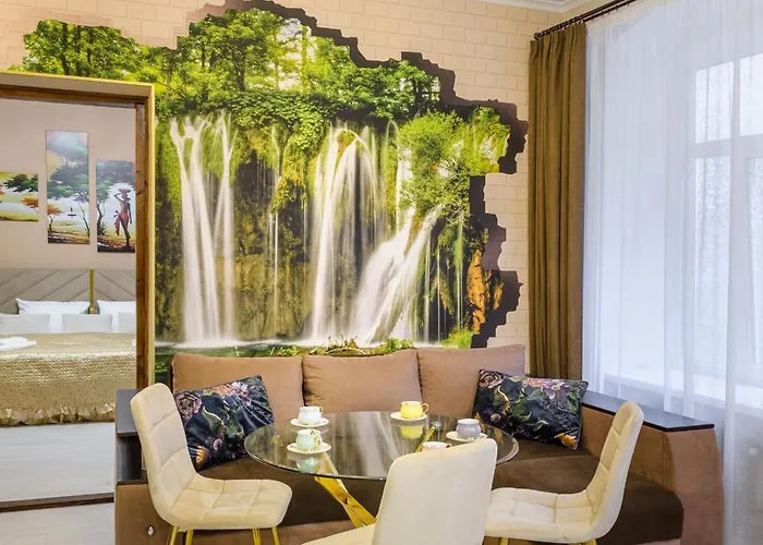 Rynok Square Center Two Bedroom Apartment! Διαμέρισμα *