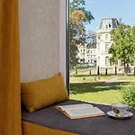 Rynok Square Center Two Bedroom Apartment! アパート