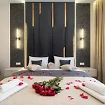 アパート Rynok Square Center Two Bedroom Apartment!